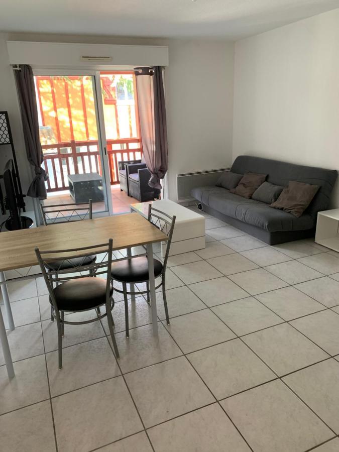 Appartement Equipe Tout Confort Cambo-les-Bains Kültér fotó